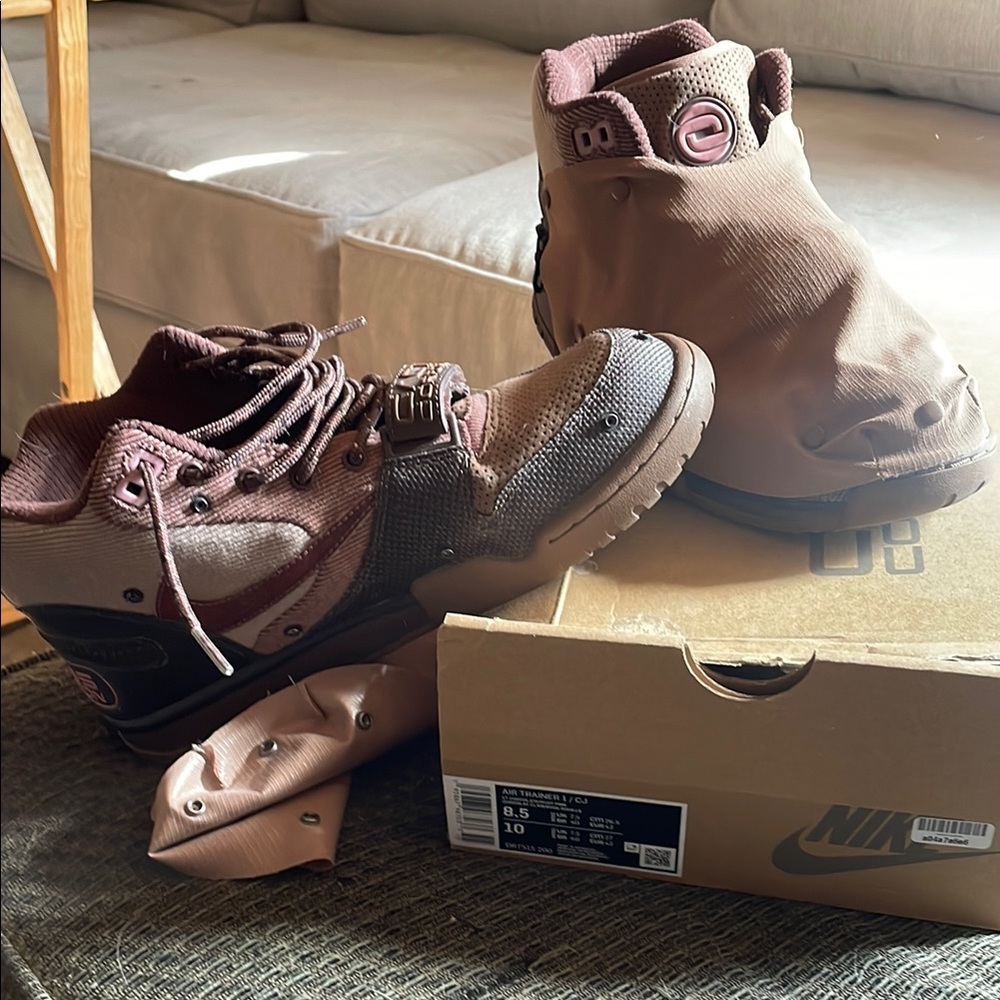 Nike Brown and Tan Sneakers